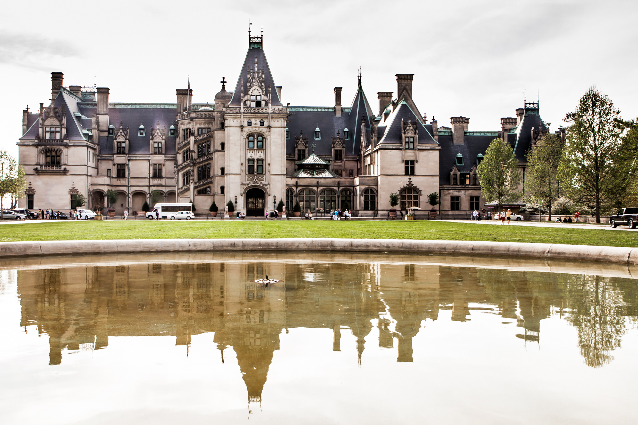 Biltmore and its reflection in the reflecting pool NotSoSAHM